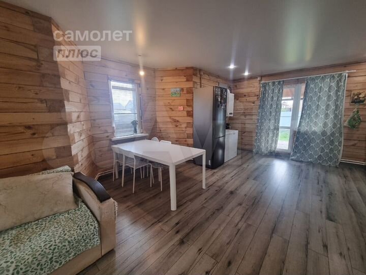 Дом 139 м² на участке 10 сот.