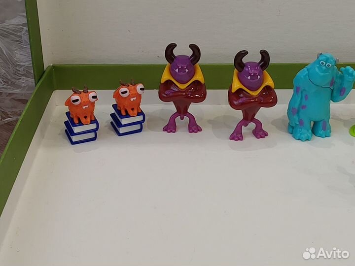 Киндер сюрприз Университет Монстров монстры