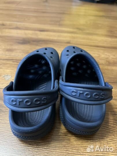 Crocs j1