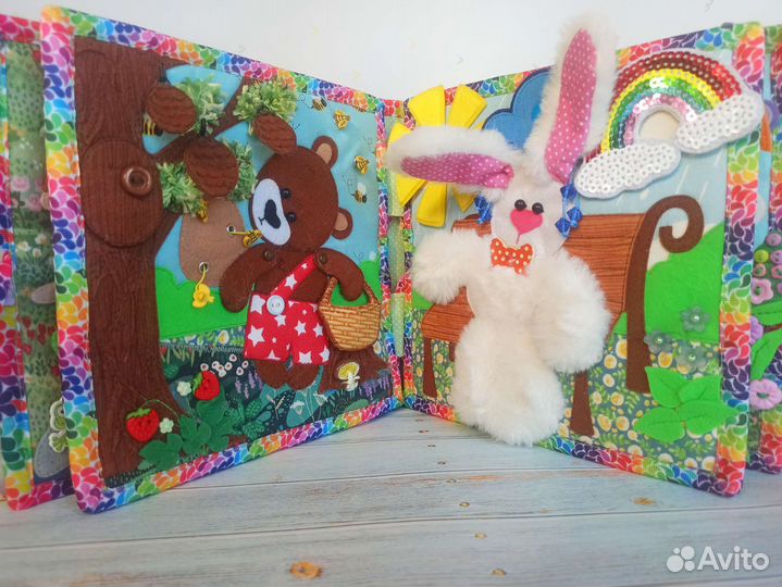 Развивающая книжка из фетра