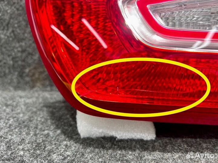 Фонарь в крышку багажника задний правый Kia