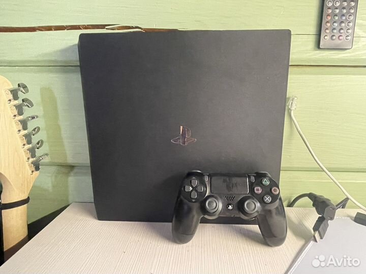 Sony PS4 pro 1tb+джойстик+помощь с покупками