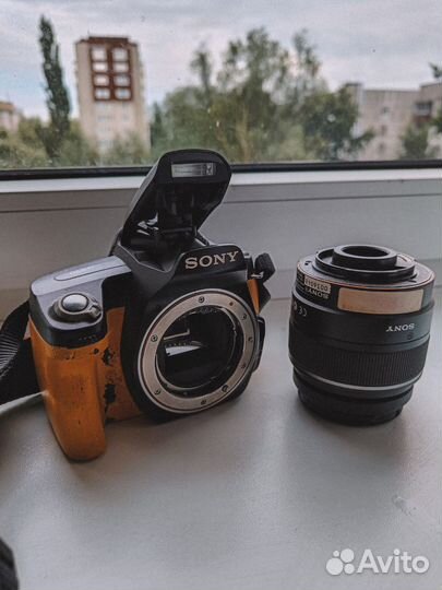 Зеркальный фотоаппарат