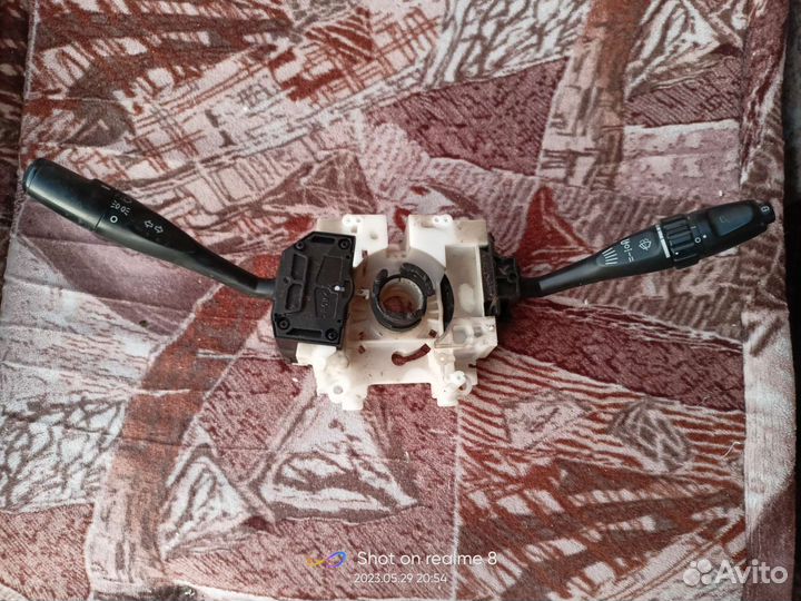 Подрулевой переключатель Спейс стар