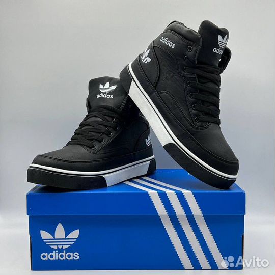 Ботинки Adidas с мехом