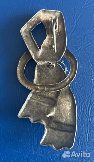 Брошь серебро
