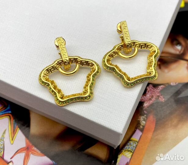 Серьги Versace