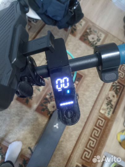 Самокат взрослый электрический бу