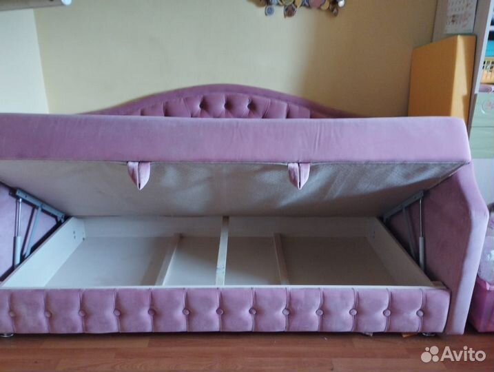 Детский диван