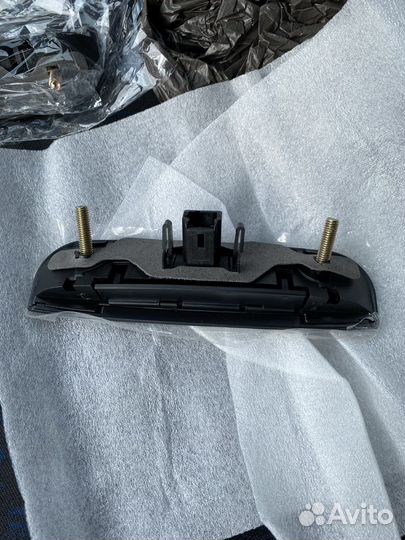 Ручка багажника (с кнопкой в сборе) peugeot 307