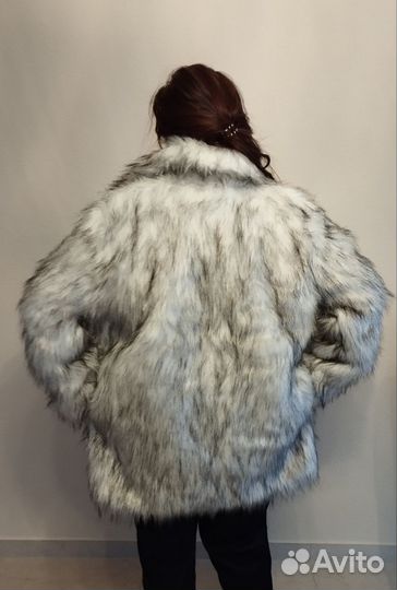 Искусственная шуба,новая. 48- 52
