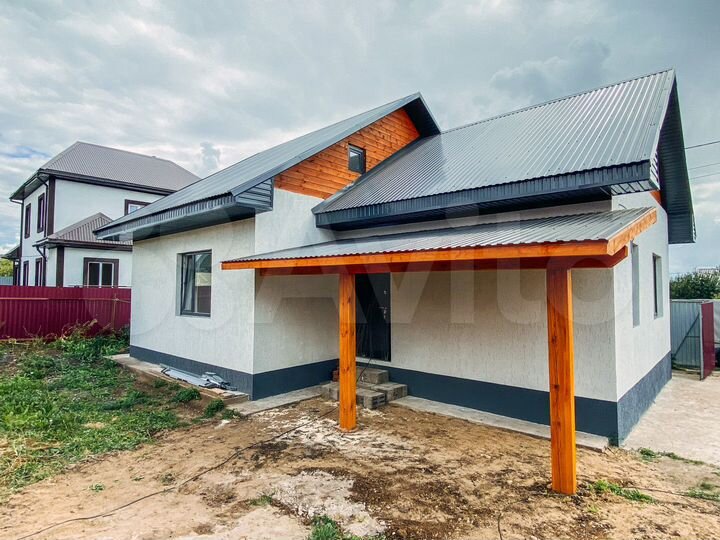 Дом 107 м² на участке 5 сот.