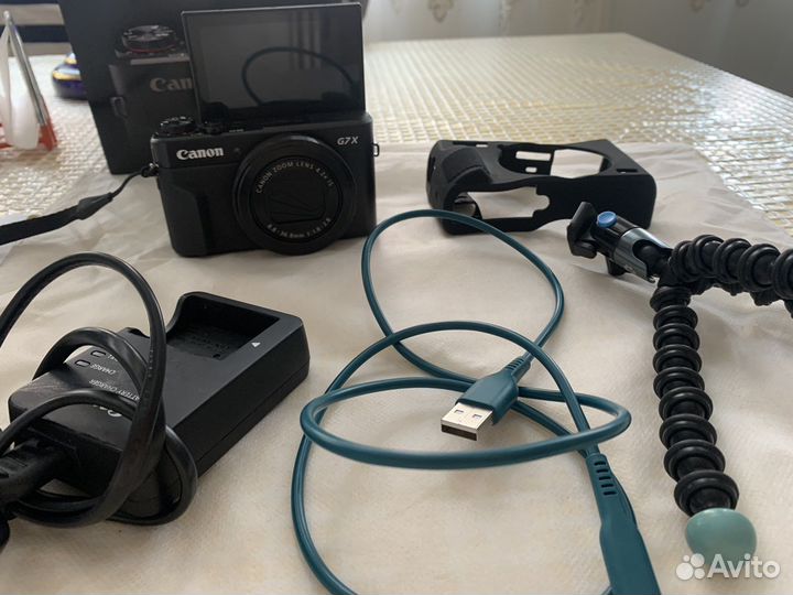 Компактный зеркальный фотоаппарат canon g 7 mark 2