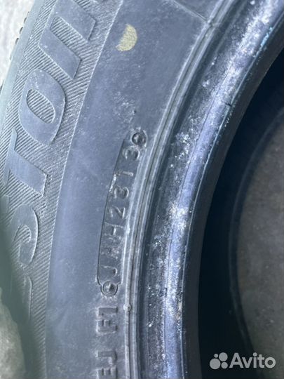 Bridgestone Blizzak Spike-01 215/60 R16 95T