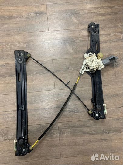 Стеклоподъемник передний правый Bmw X6M E71