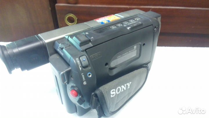 Sony CCD-TRV47E