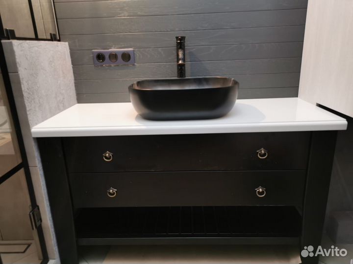Столешница с раковиной для ванной комнаты