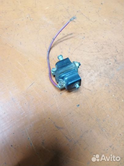 Выключатель заднего стоп сигнала Иж 5