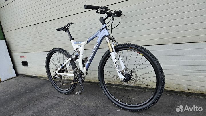 Specialized StumpJumper comp 26 на Deore XTR