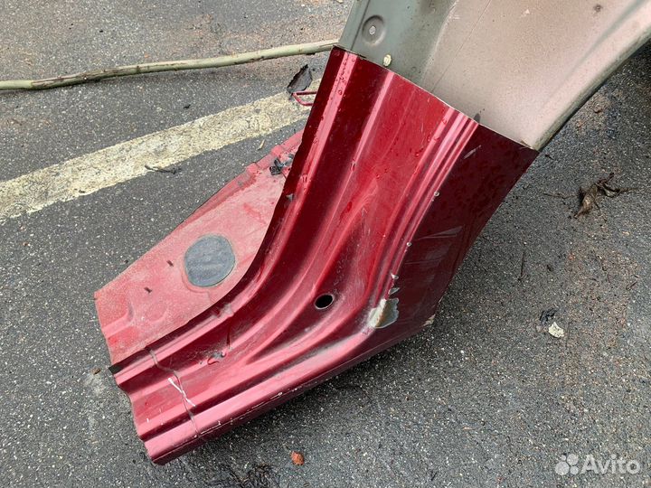 Крыло заднее левое, сапожок Sandero 1