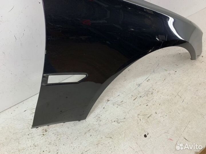 Крыло переднее правое Bmw 7Er F01 2008-2015