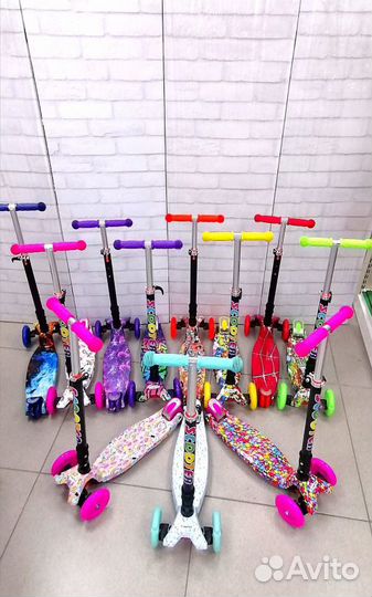 Самокат с принтом со складной ручкой, до 60кг