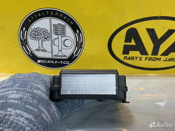 Блок управления электробагажником w219