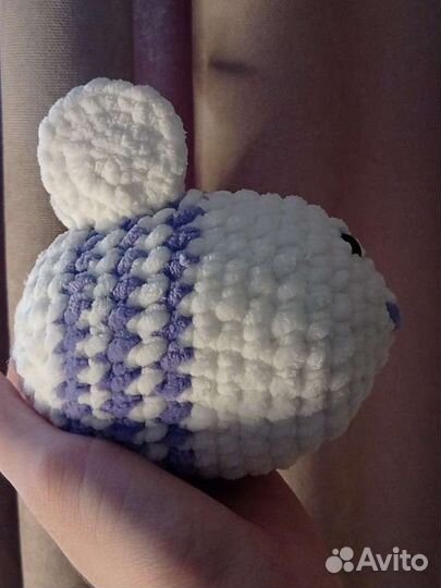 Вязаная пчëлка