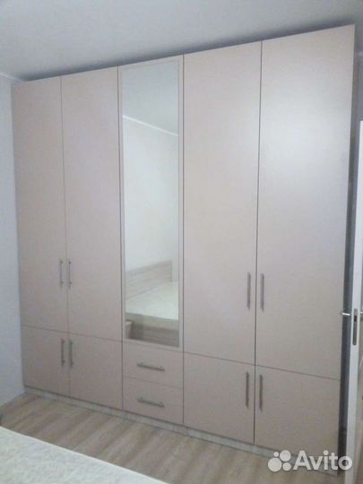 Шкаф в прихожую