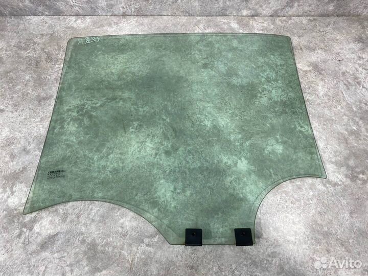 Стекло двери задней правой Renault Logan 2 2016