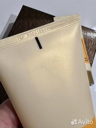 The History of Whoo Gongjinhyang Soo. Пенка для ум