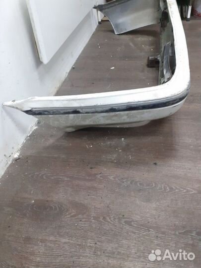 Бампер задний Toyota Corolla