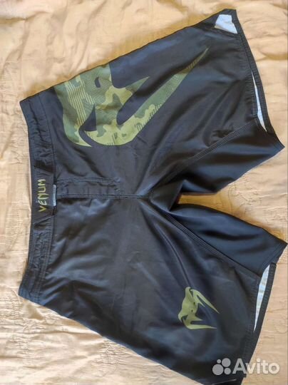 Бойцовские шорты Venum