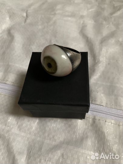 Культовое кольцо с глазом Carol Christian Poell