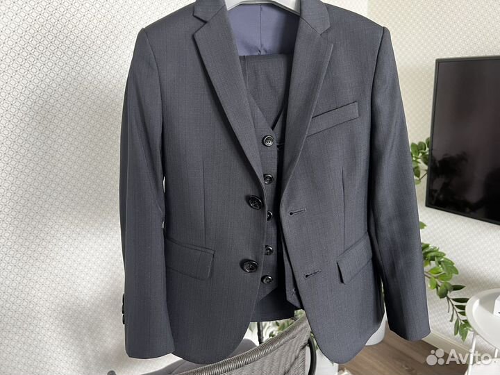 Костюм тройка для мальчика 122