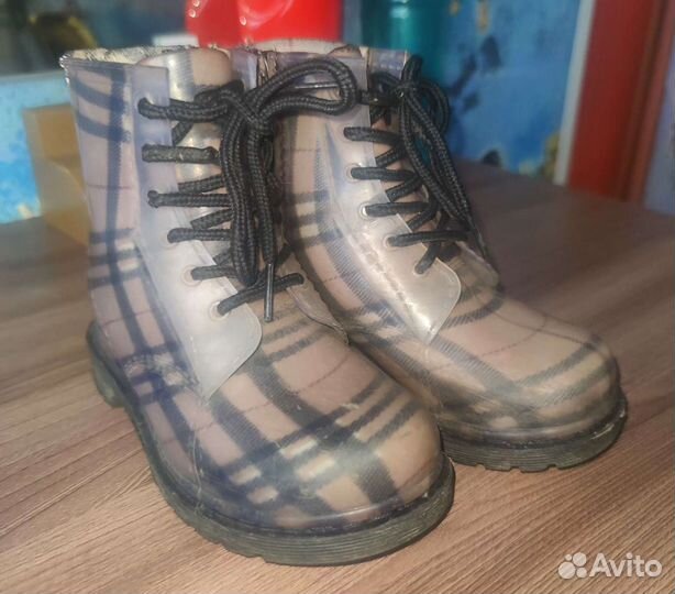 Резиновые сапоги