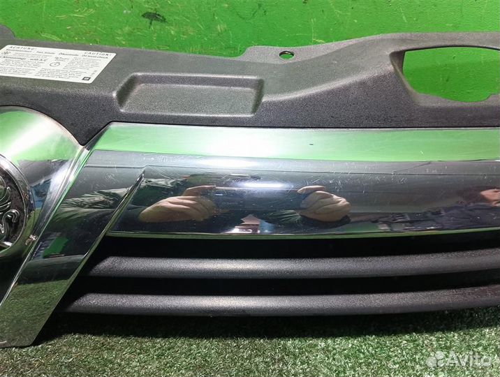 Решетка радиатора Opel astra H 2009