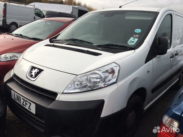 Разбор на запчасти Peugeot Expert
