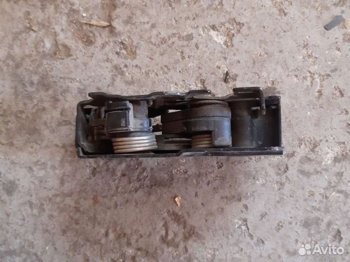 Замок капота Volkswagen polo седан 5