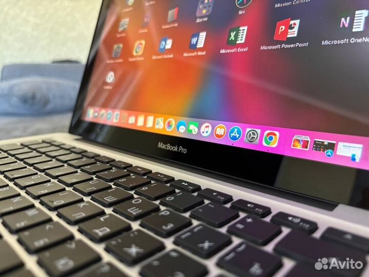 Macbook pro 13 8/620 SSD