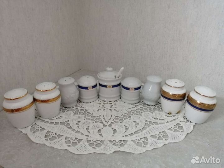 Солонка и перечница. Салфетница. Франция