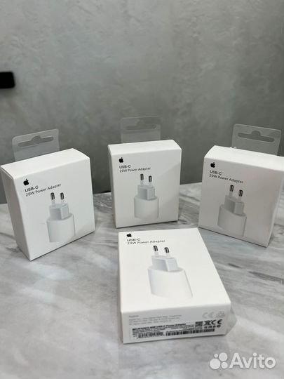 Блок быстрой зарядки USB-C apple 20W