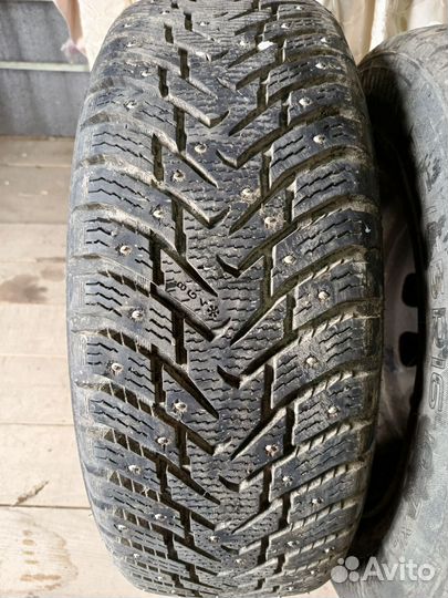 Продам зимние колеса Nokian Hakka 8 215/65R16