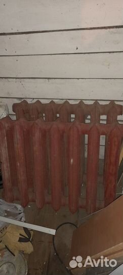 Чугунные батареи не использовалось2шт