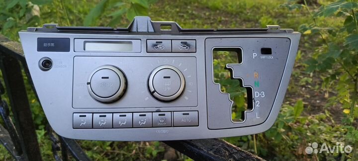 Панель климат контроля Toyota Raum II