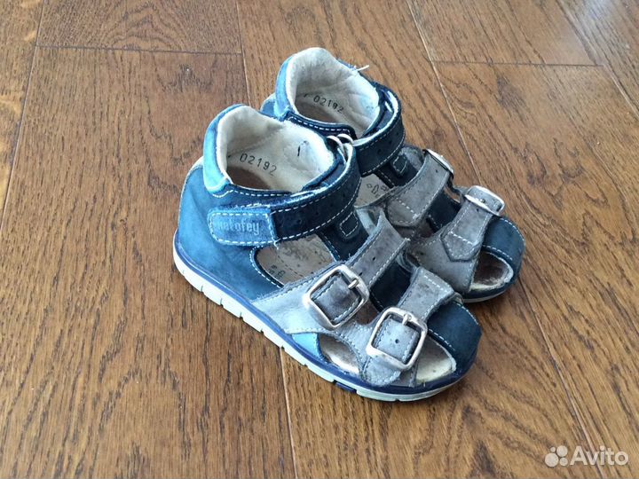 Кожаные сандали kotofey