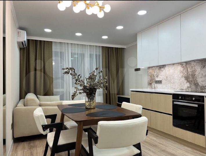 2-к. квартира, 67,5 м², 13/14 эт.