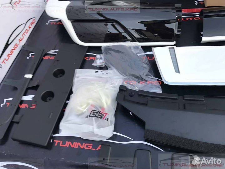 Обвес Lexus LX570 Superior F1985