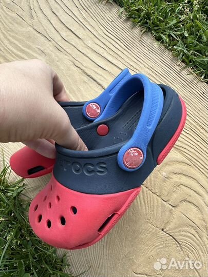 Crocs