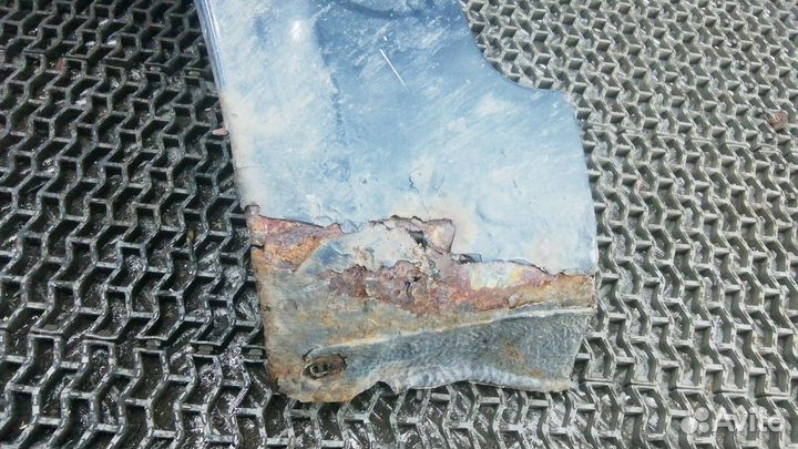 Крыло Ford C-Max (2003-2011)